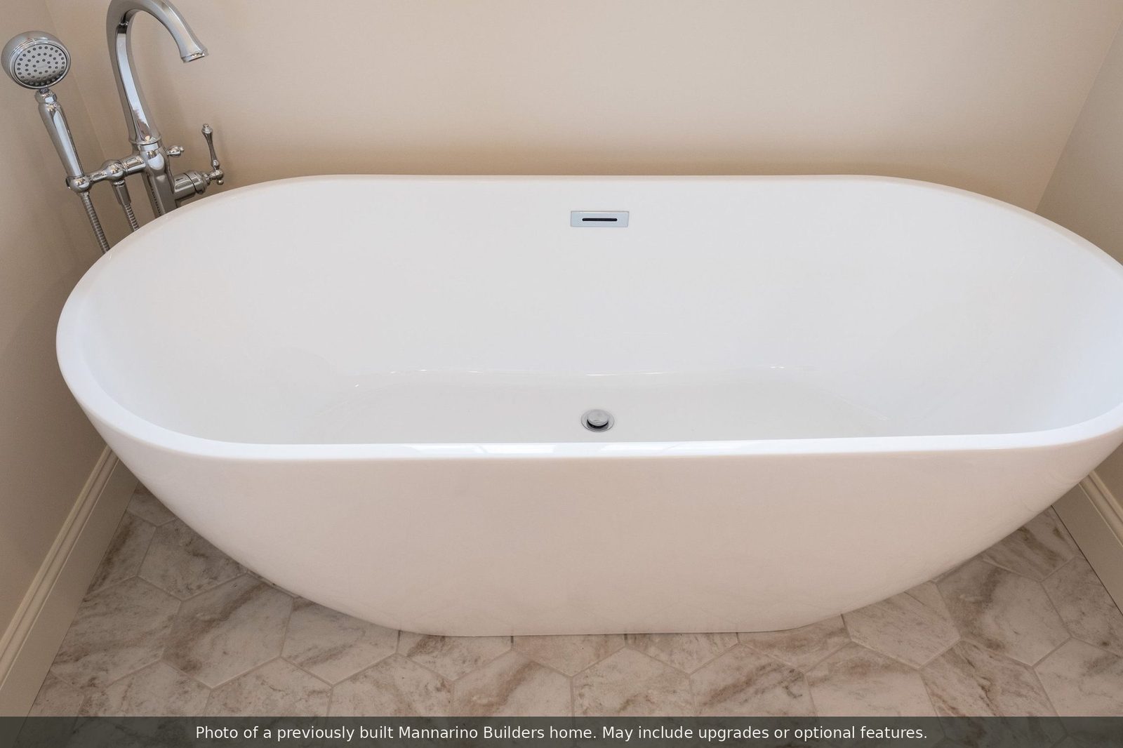 The Ellsworth: primary bath soaking tub