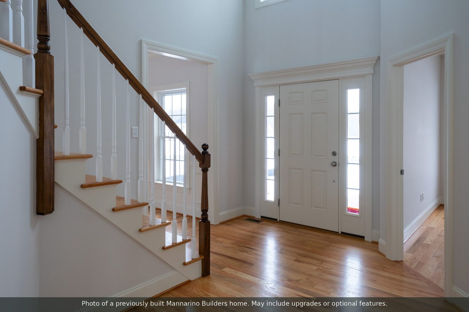 The Jamestown: two-story foyer